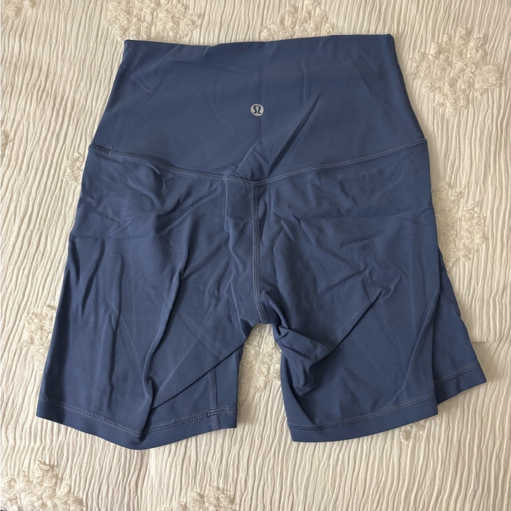 Align biker shorts 6in lengthh
